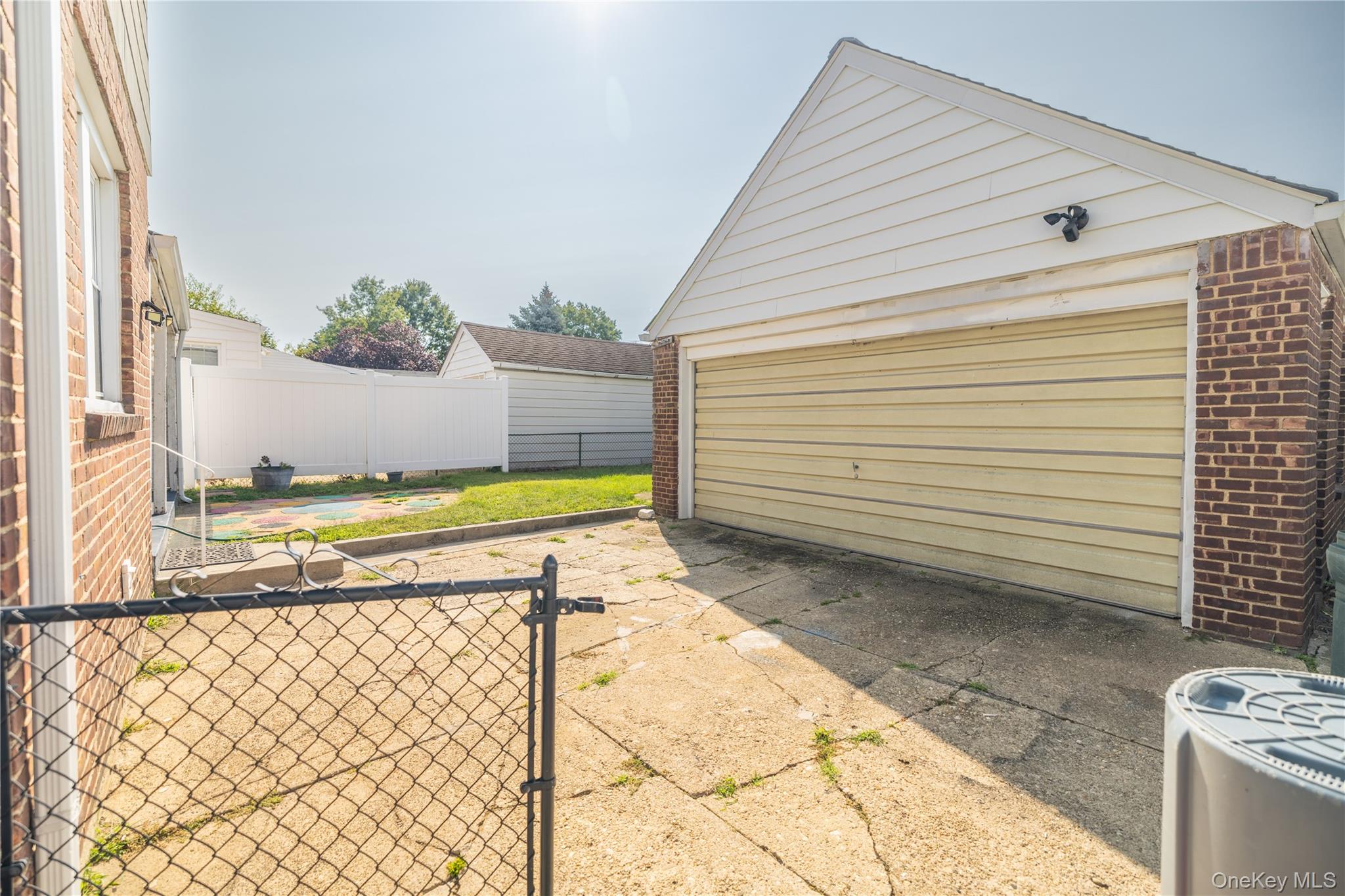 1035 Wool Avenue, Franklin Square, NY 11010