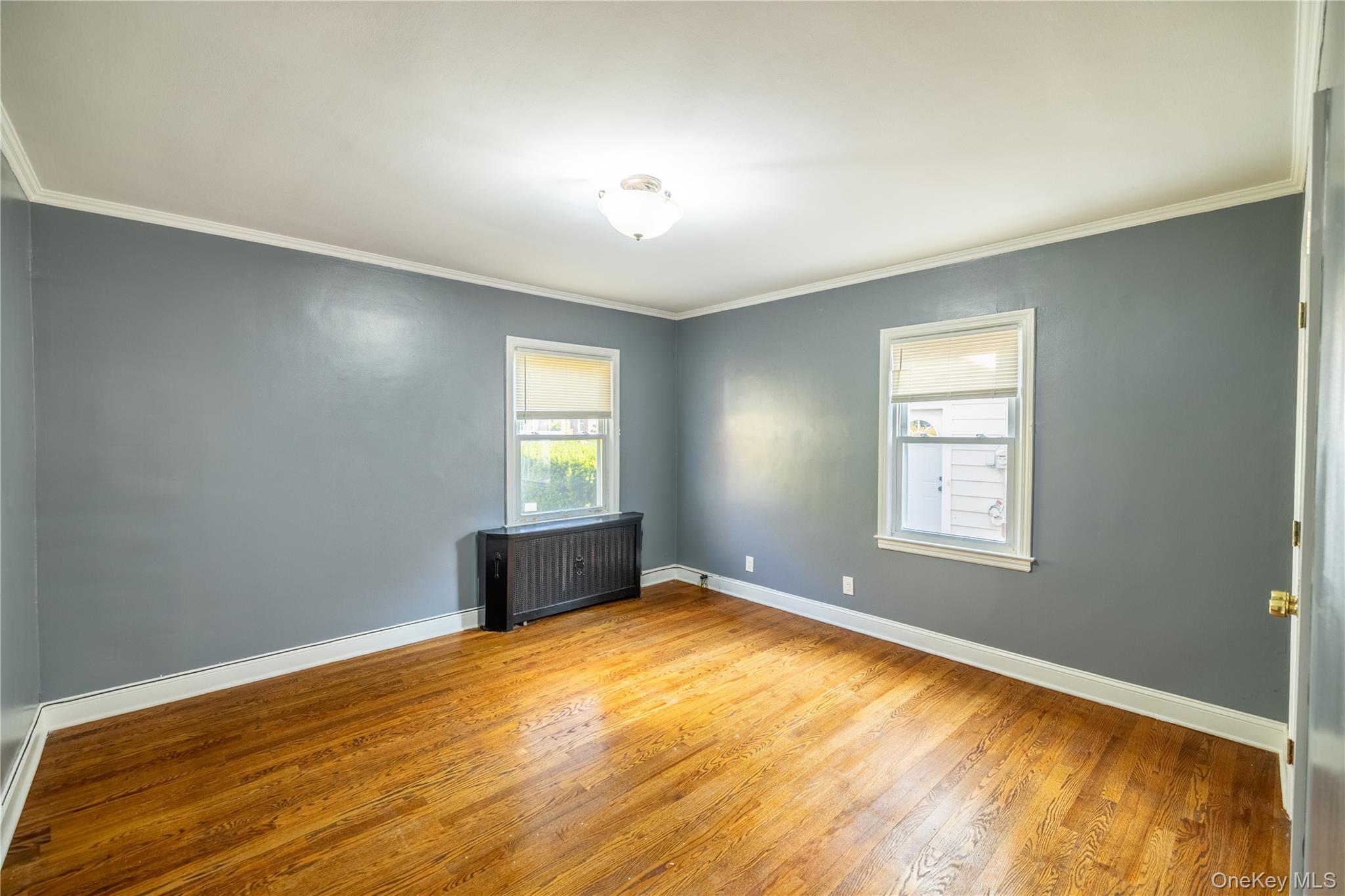 1035 Wool Avenue, Franklin Square, NY 11010