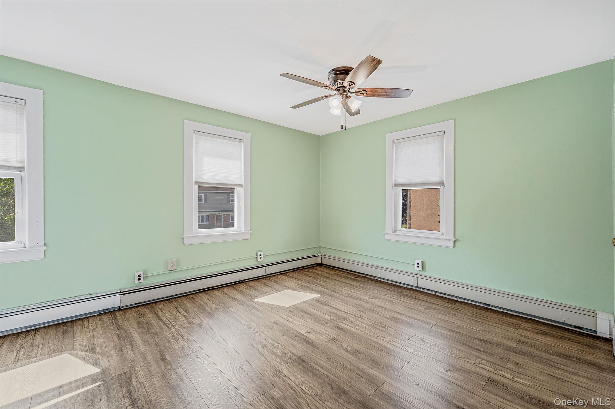 236 Jackson Avenue, Mineola, NY 11501