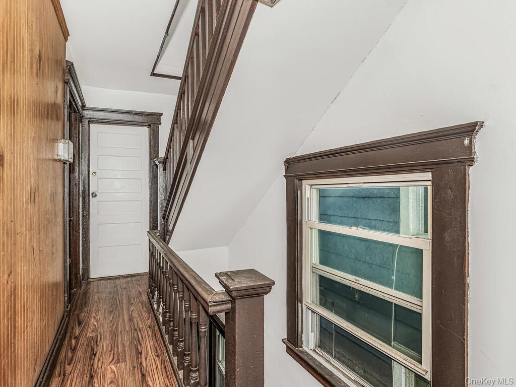 557 S 5th Avenue, Mount Vernon, NY 10550