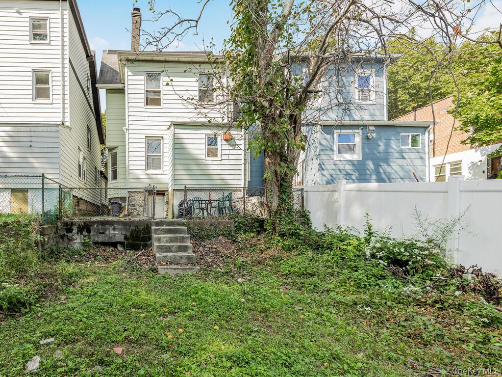 557 S 5th Avenue, Mount Vernon, NY 10550