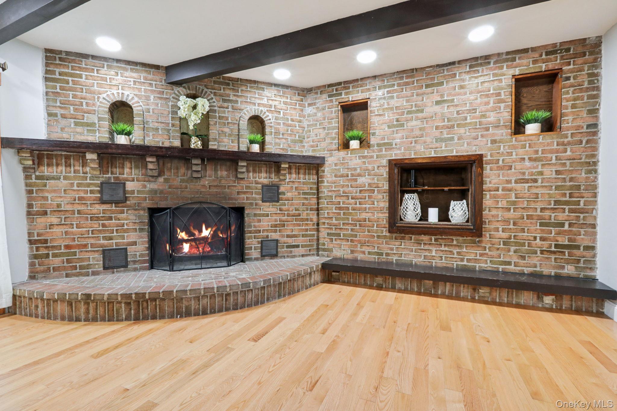 2 Myrtle Avenue, Greenwood Lake, NY 10925