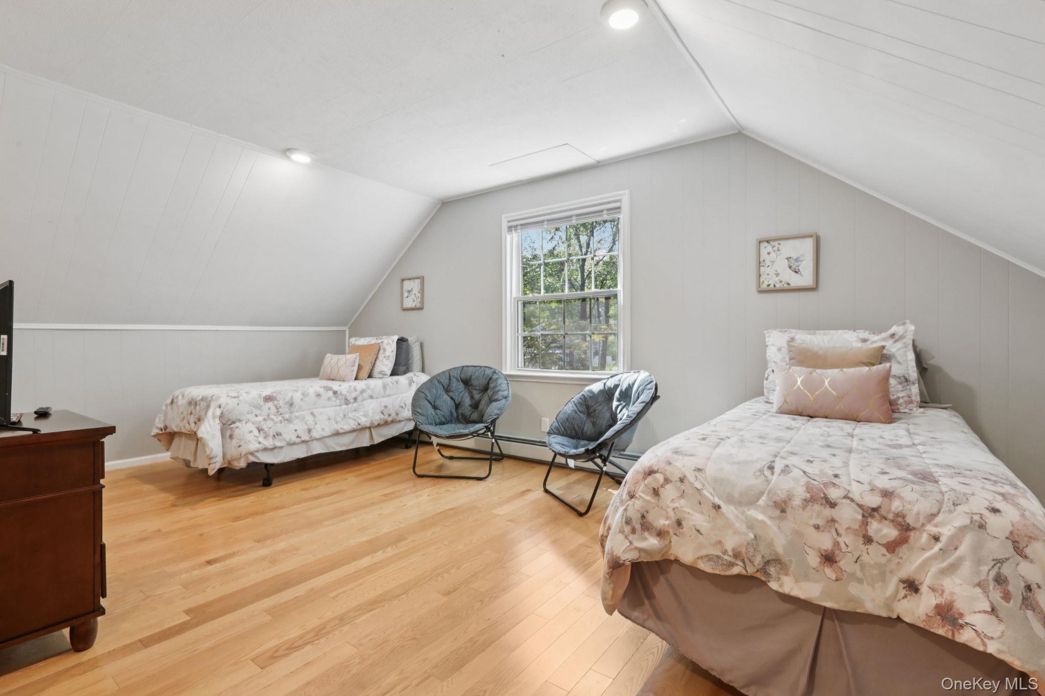 2 Myrtle Avenue, Greenwood Lake, NY 10925