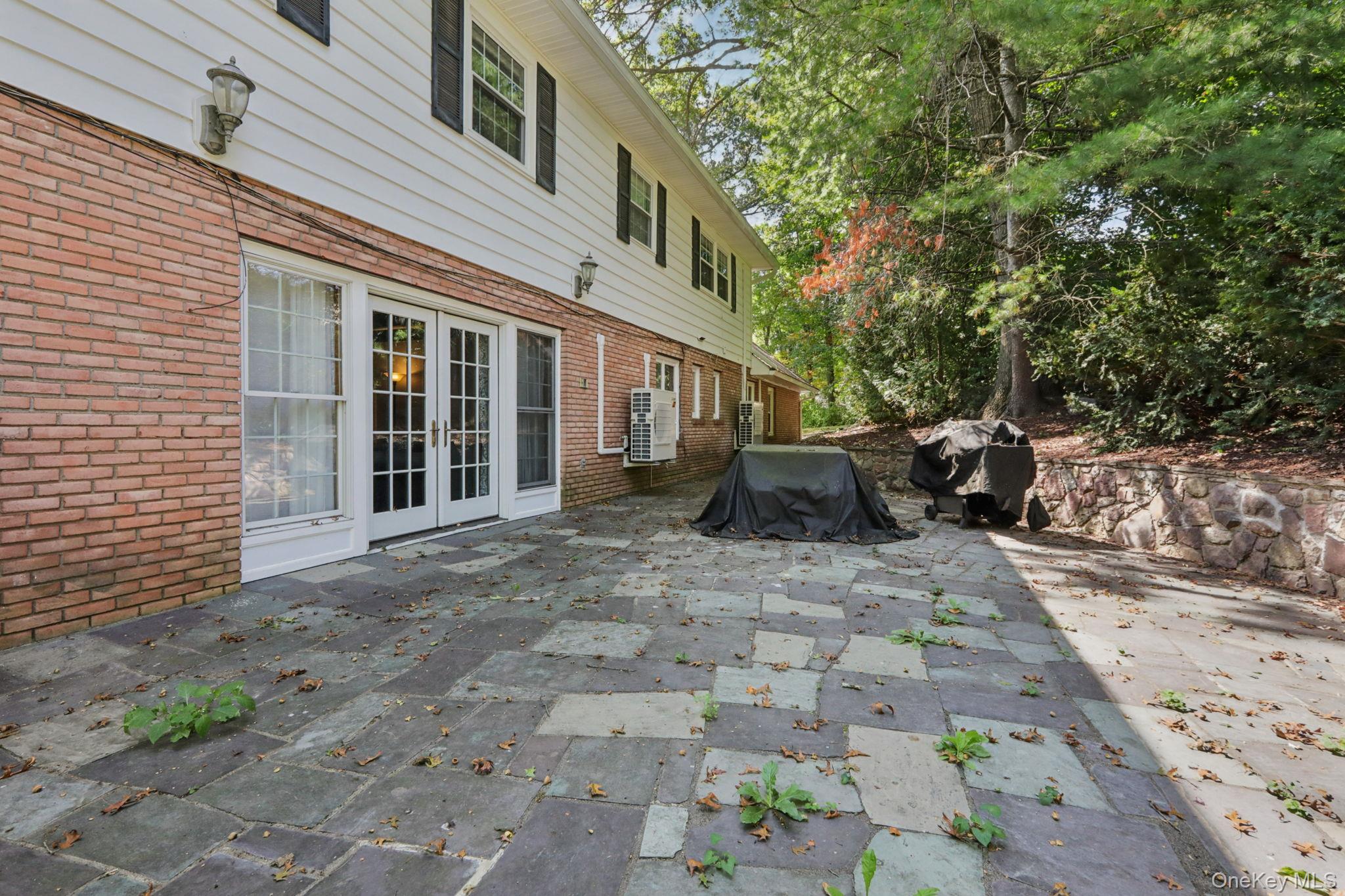 2 Myrtle Avenue, Greenwood Lake, NY 10925