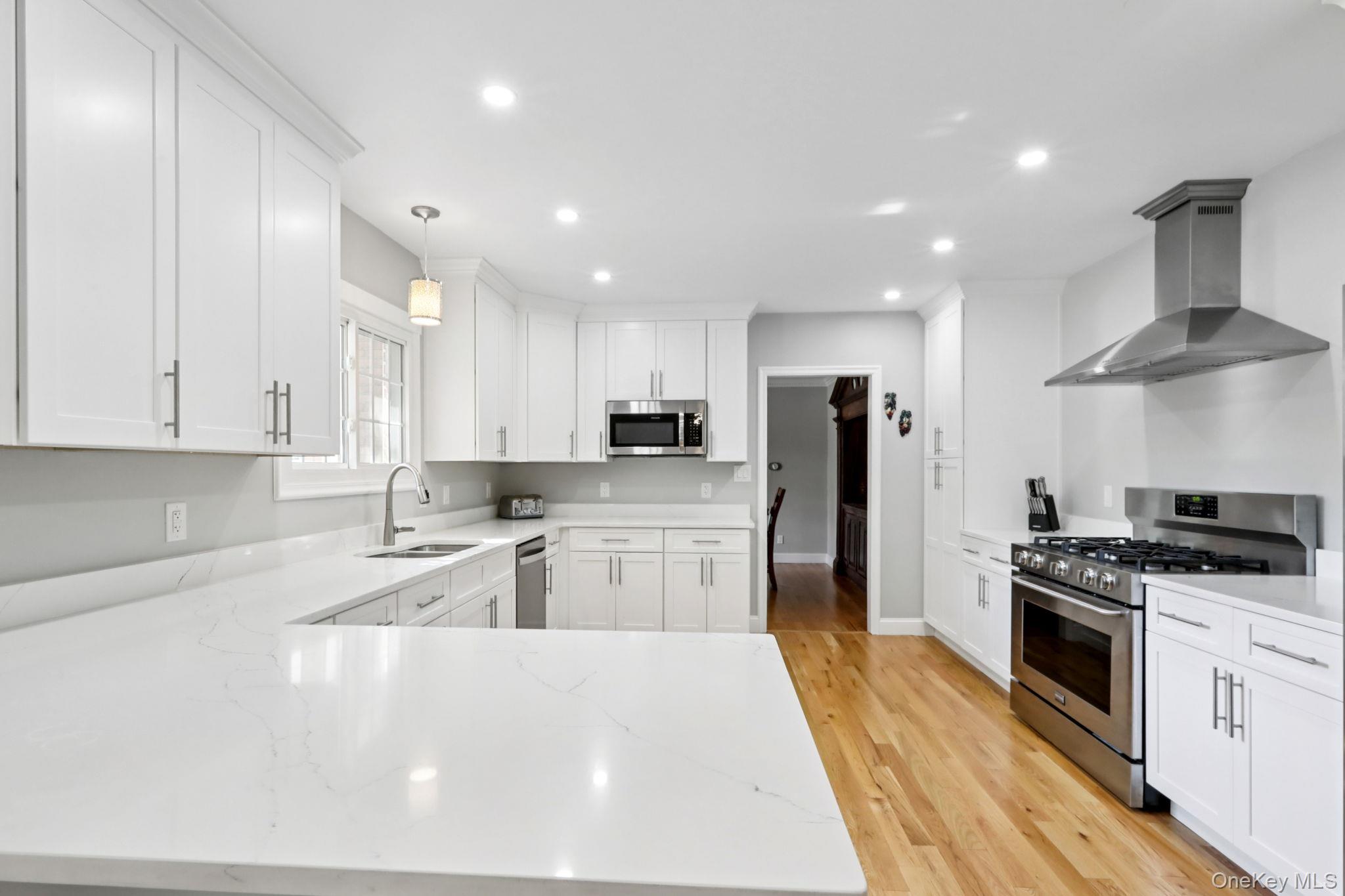 2 Myrtle Avenue, Greenwood Lake, NY 10925