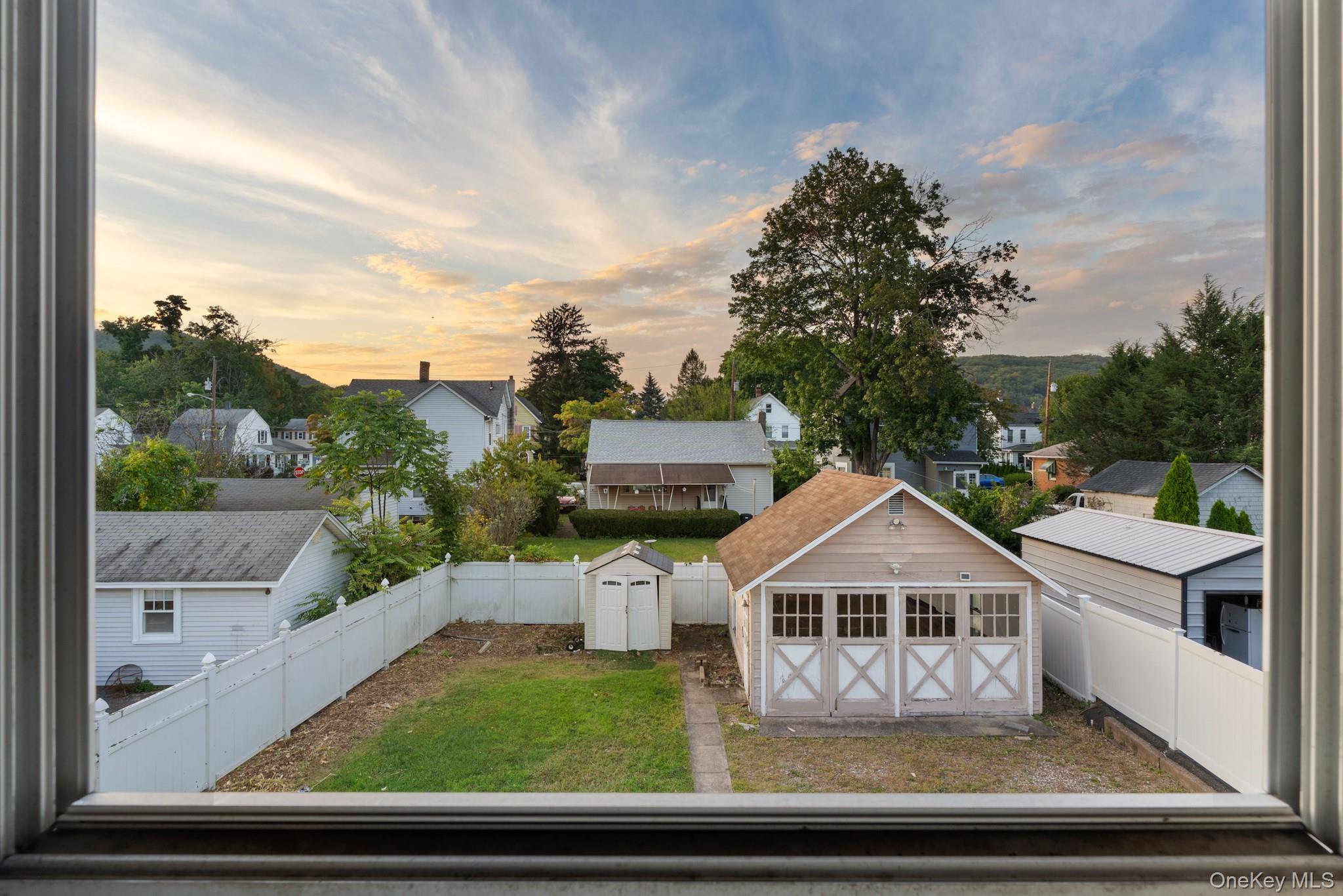 16 Oak Terrace, Suffern, NY 10901