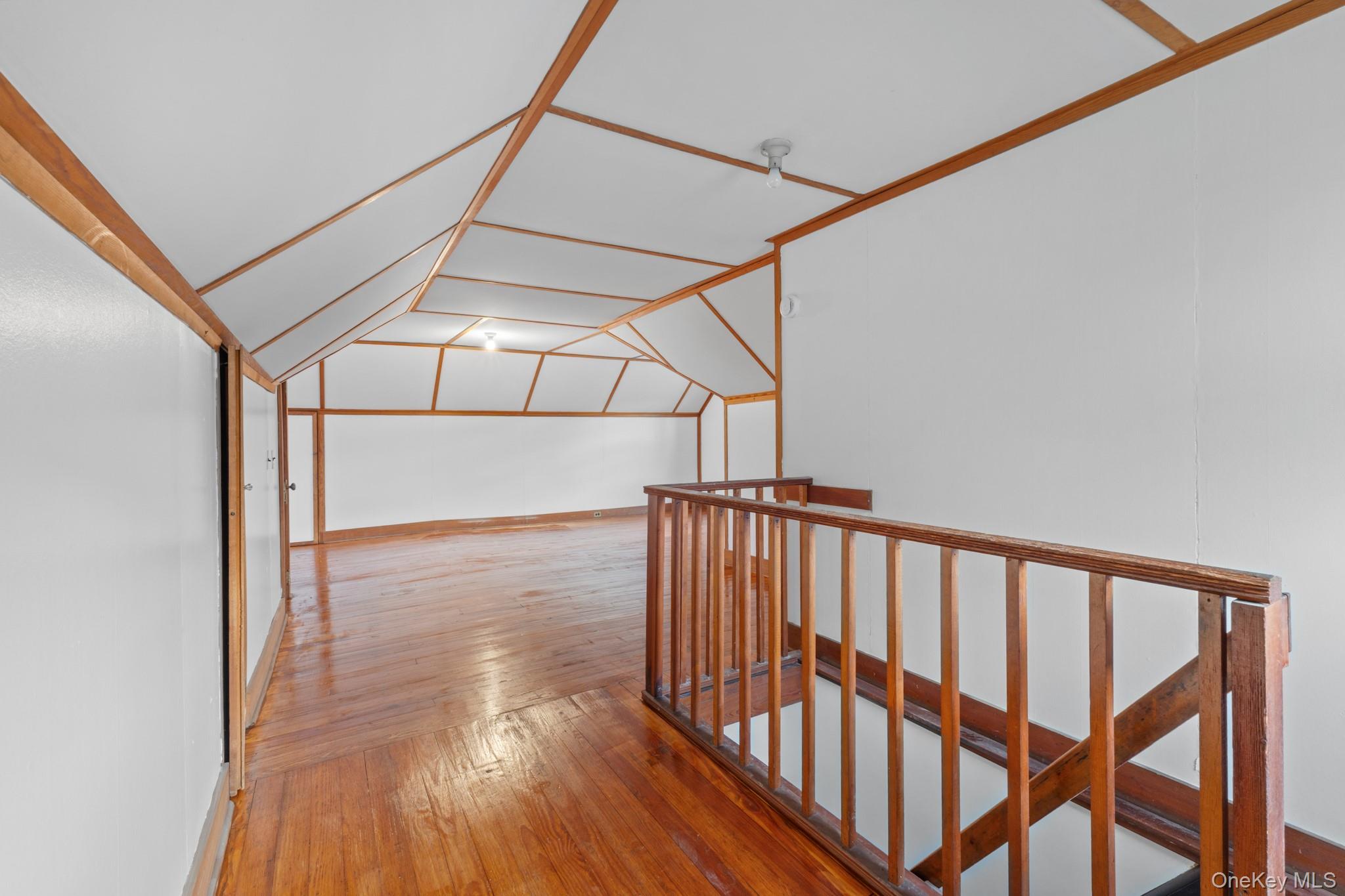 16 Oak Terrace, Suffern, NY 10901