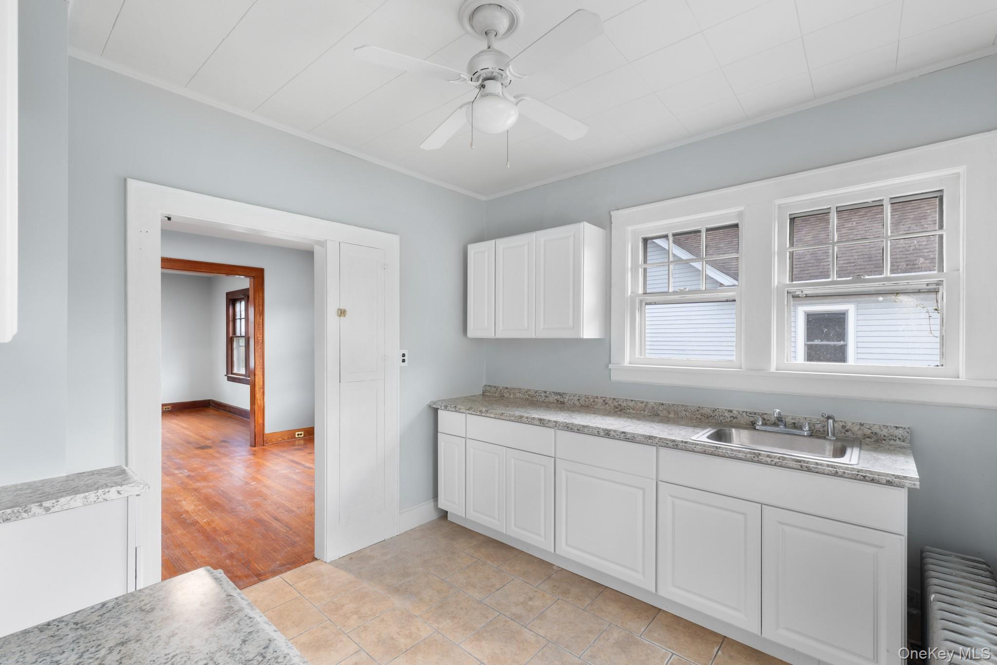 16 Oak Terrace, Suffern, NY 10901