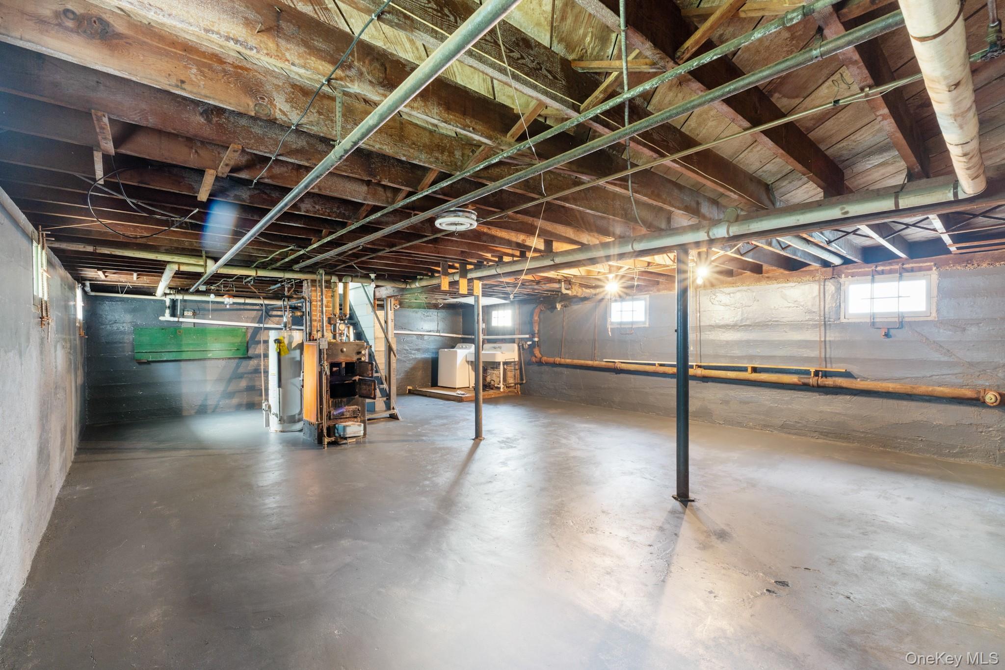 16 Oak Terrace, Suffern, NY 10901