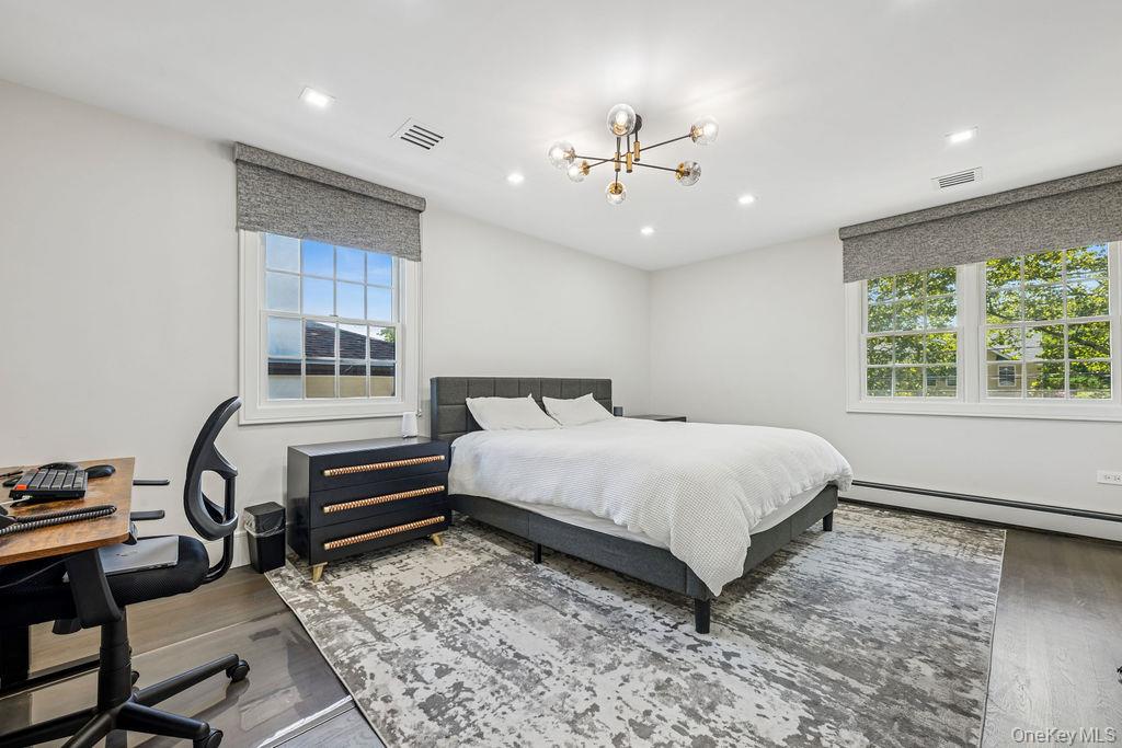 992 Dartmouth Lane, Woodmere, NY 11598