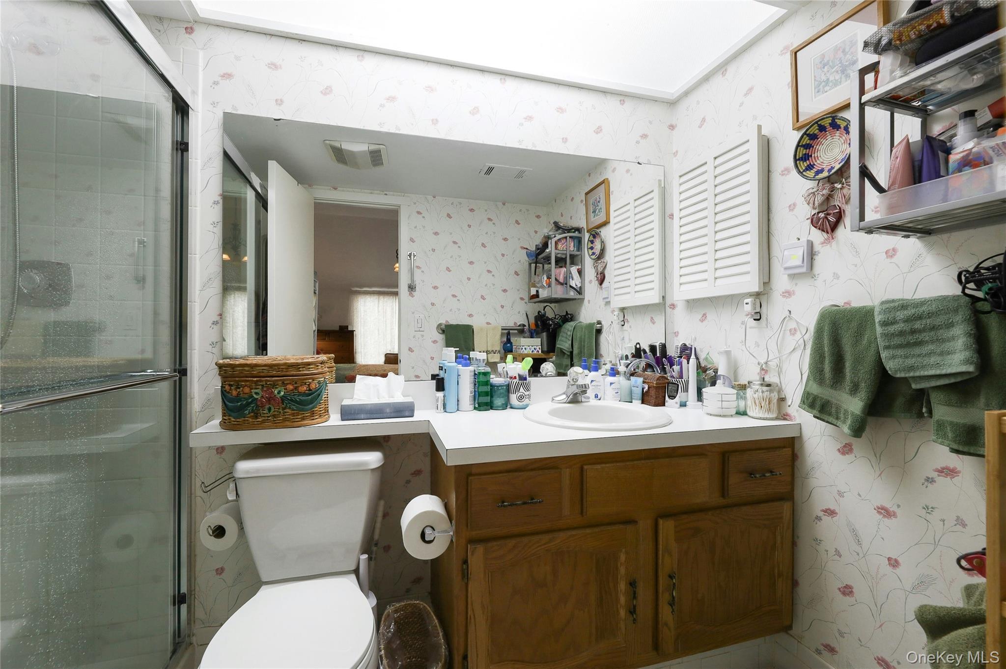 180 Treetop Circle, Nanuet, NY 10954