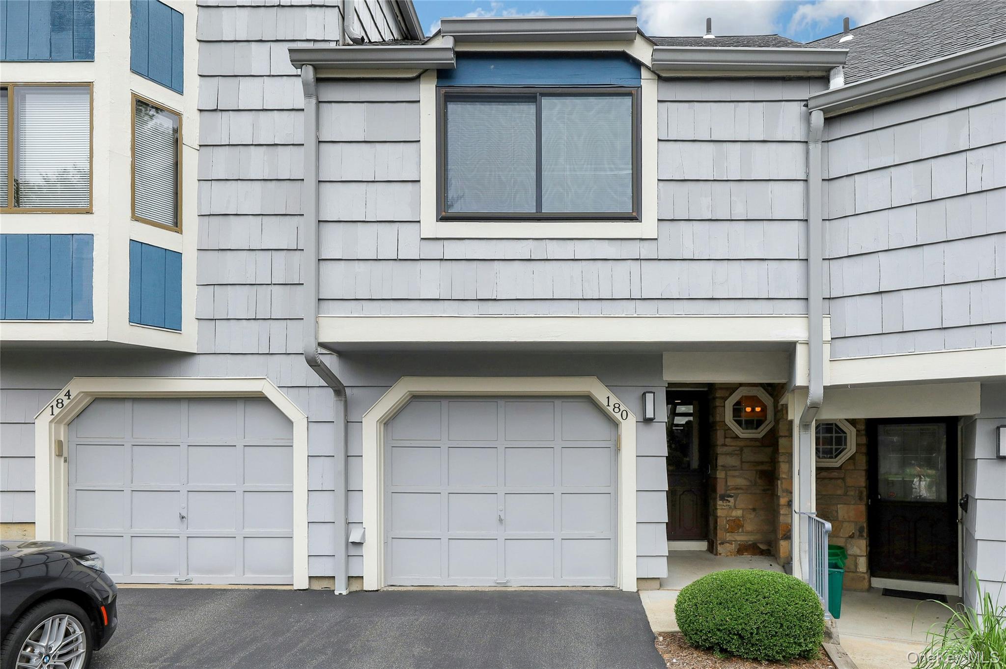 180 Treetop Circle, Nanuet, NY 10954