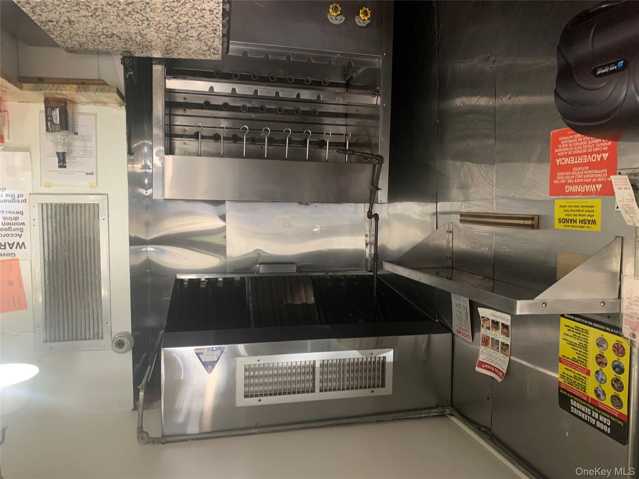 38-01 31st Avenue, Astoria, NY 11103