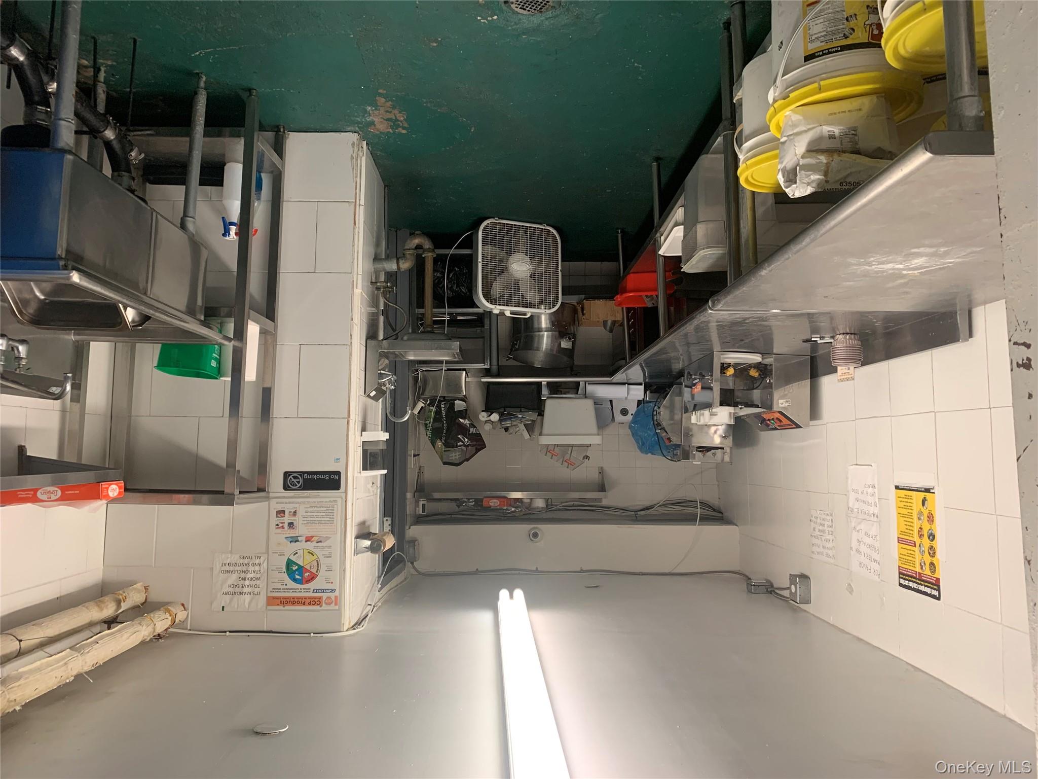 38-01 31st Avenue, Astoria, NY 11103