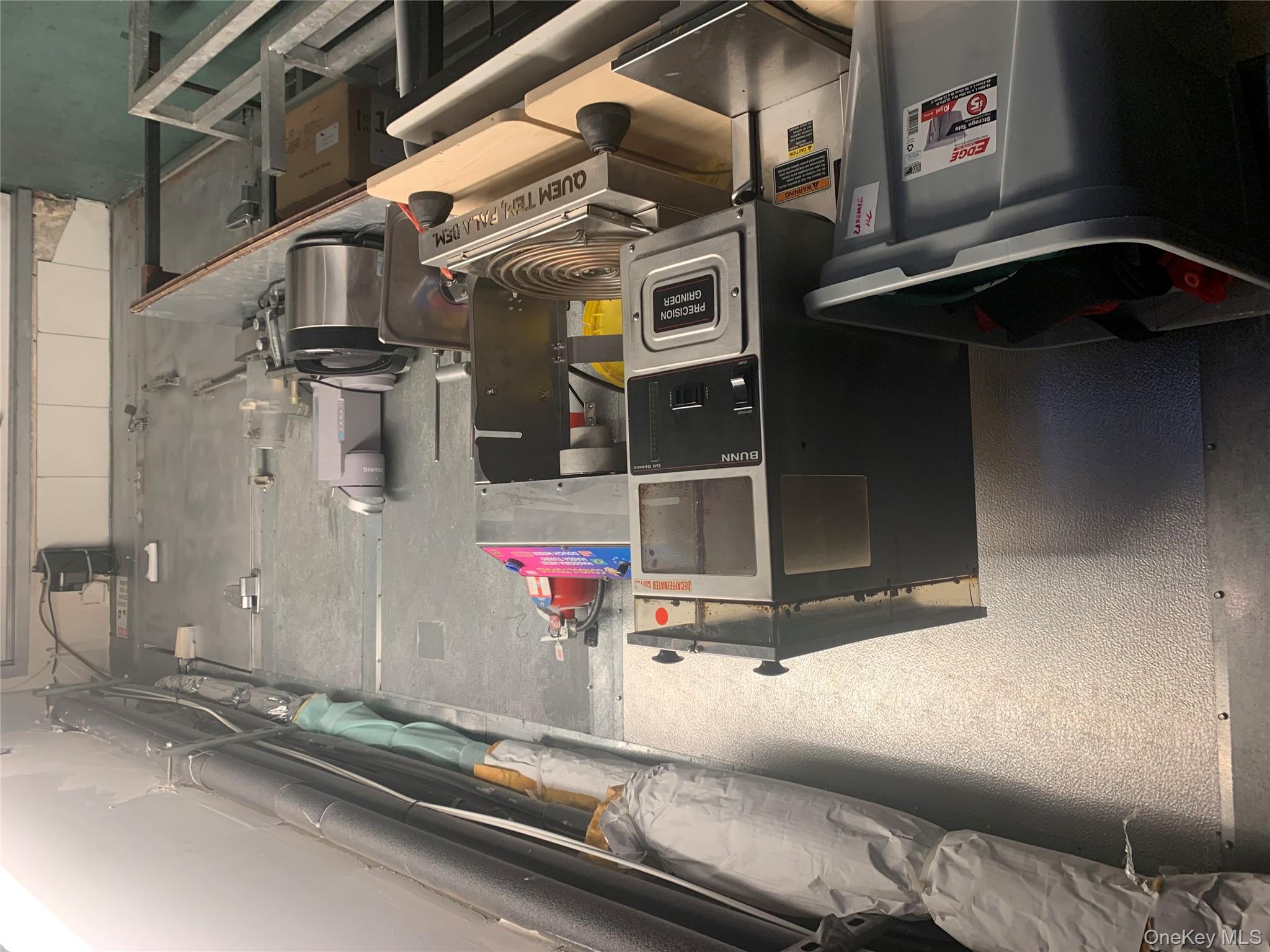 38-01 31st Avenue, Astoria, NY 11103