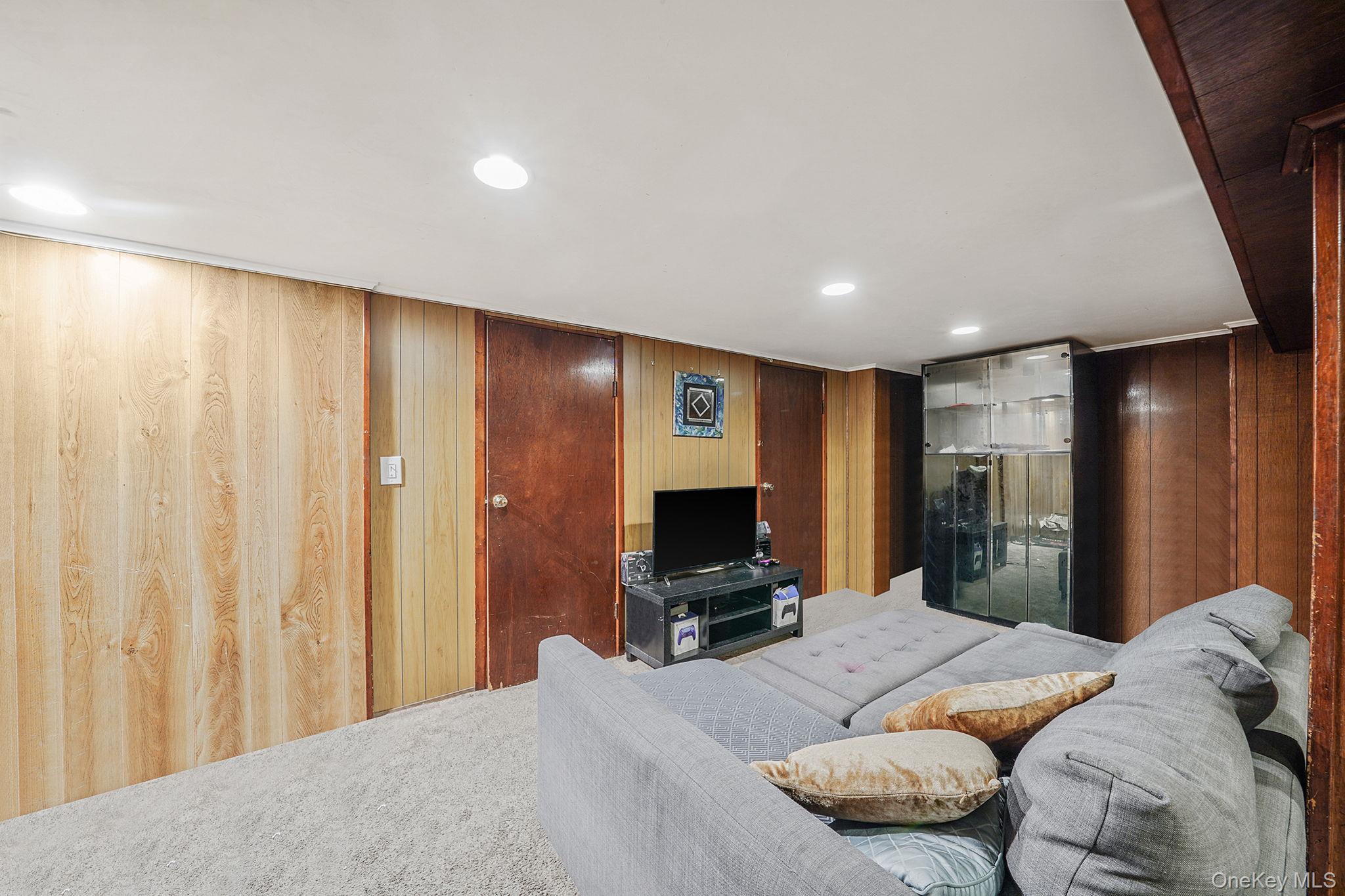 15017 108th Avenue, Jamaica, NY 11433