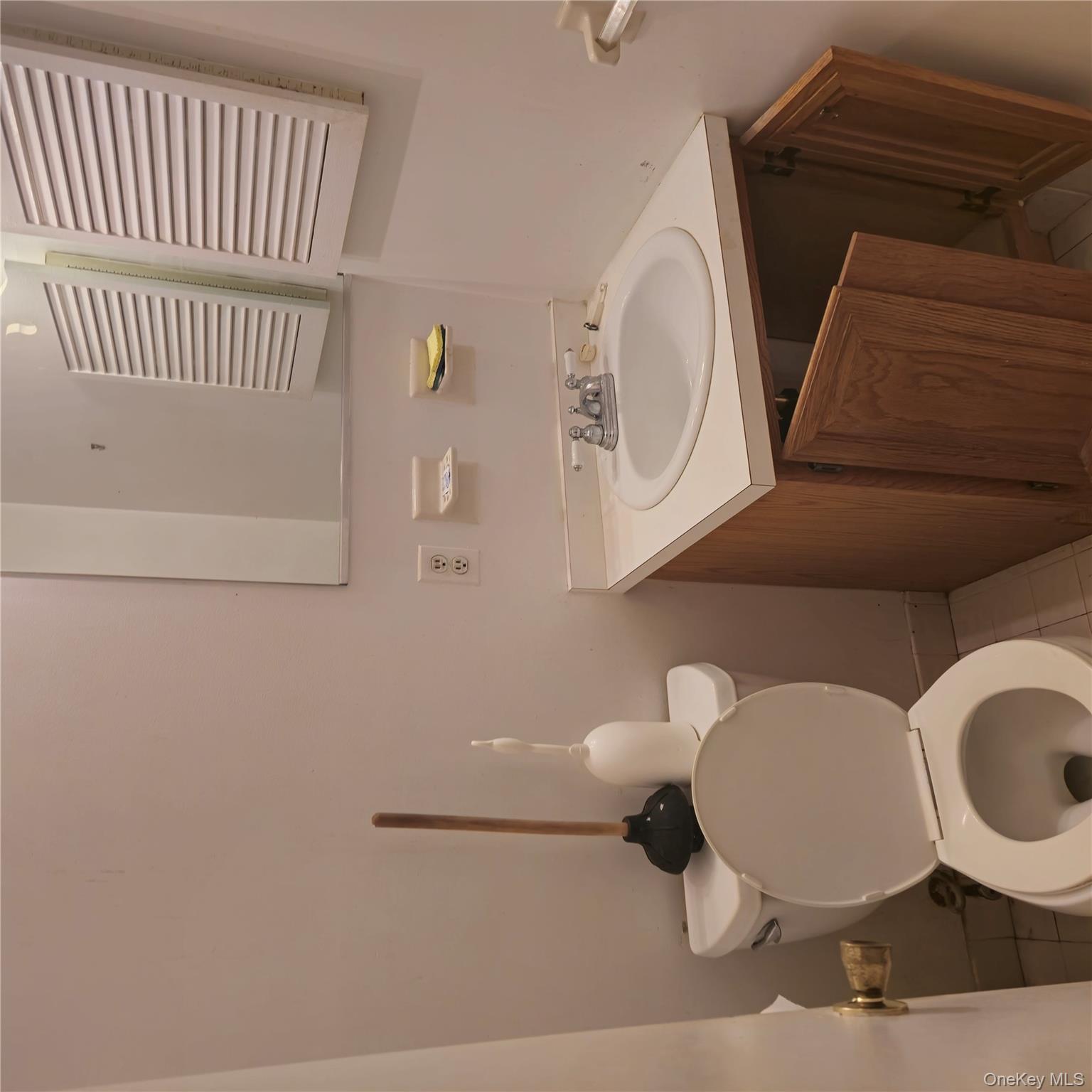 452 Somerset Drive # F, Pearl River, NY 10965