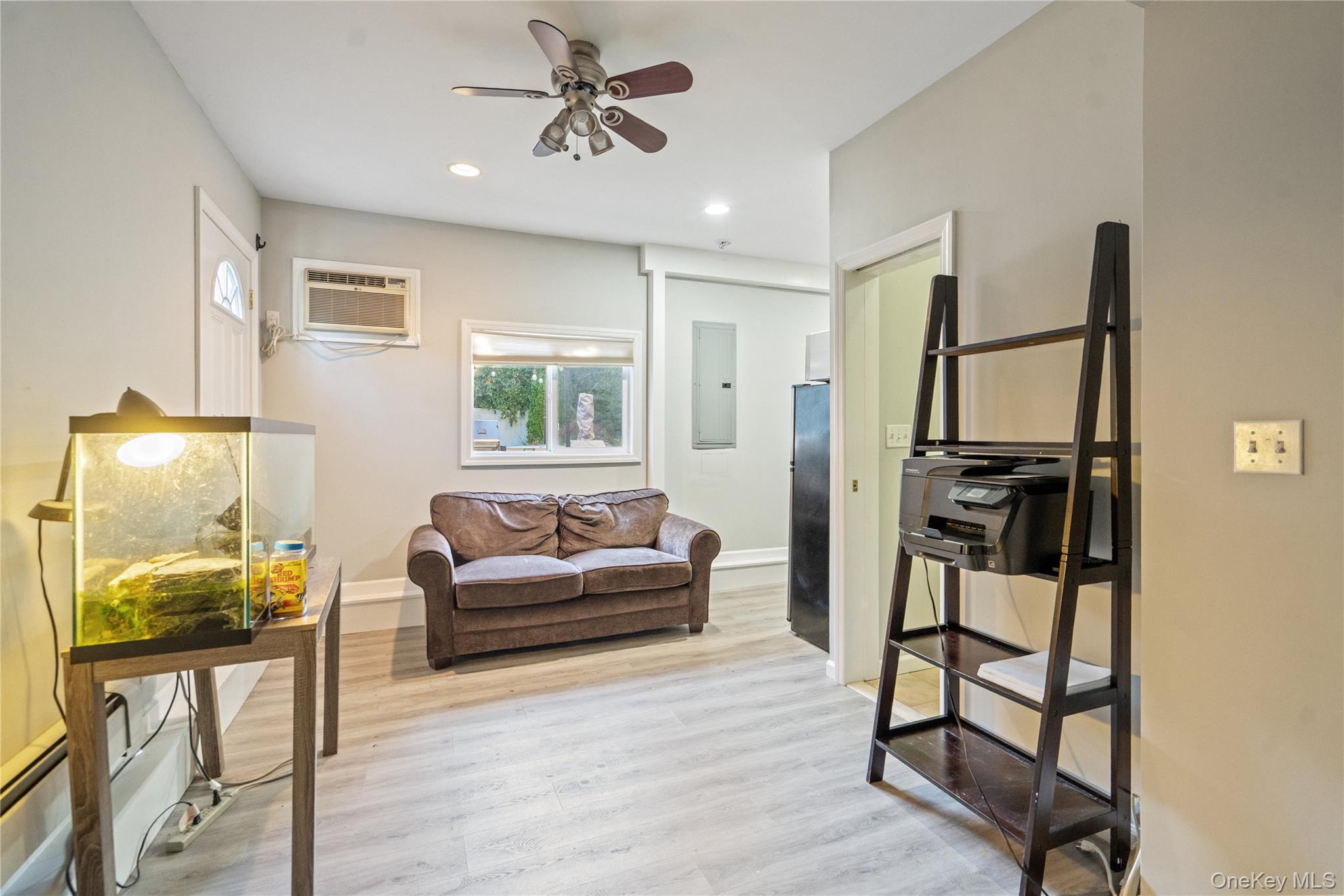 8 Beaumont Lane, Lake Grove, NY 11755