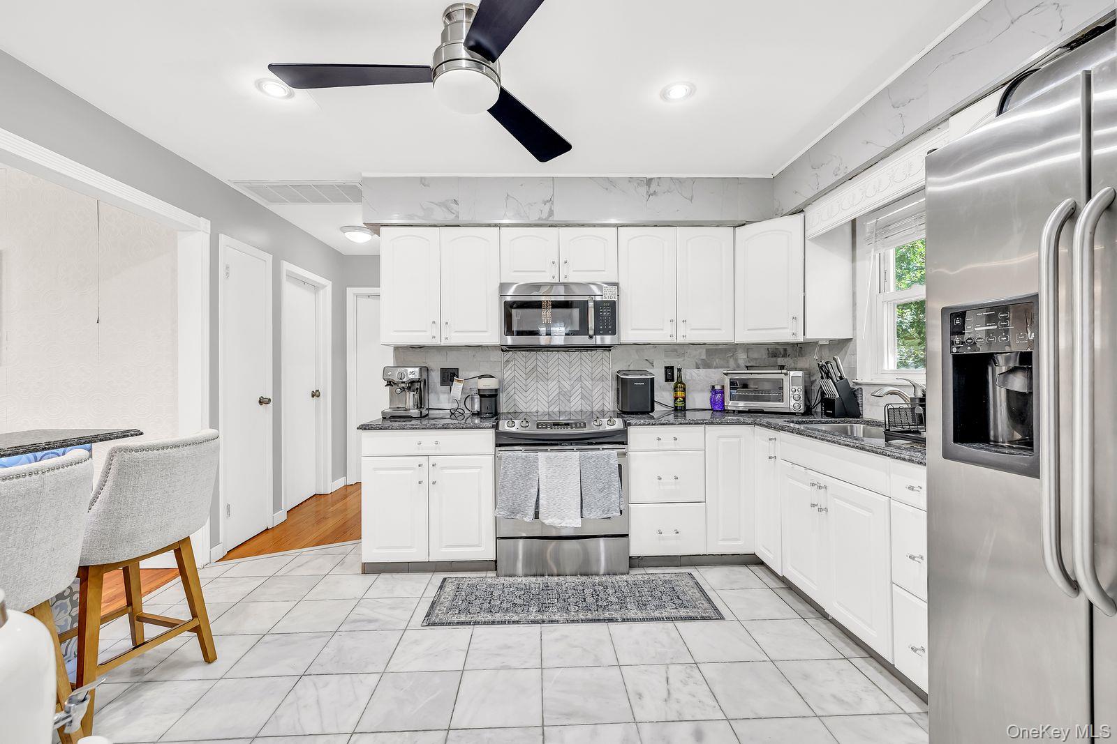 104 Broadway, Malverne, NY 11565