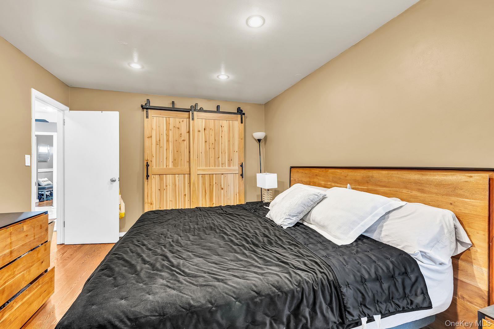 104 Broadway, Malverne, NY 11565