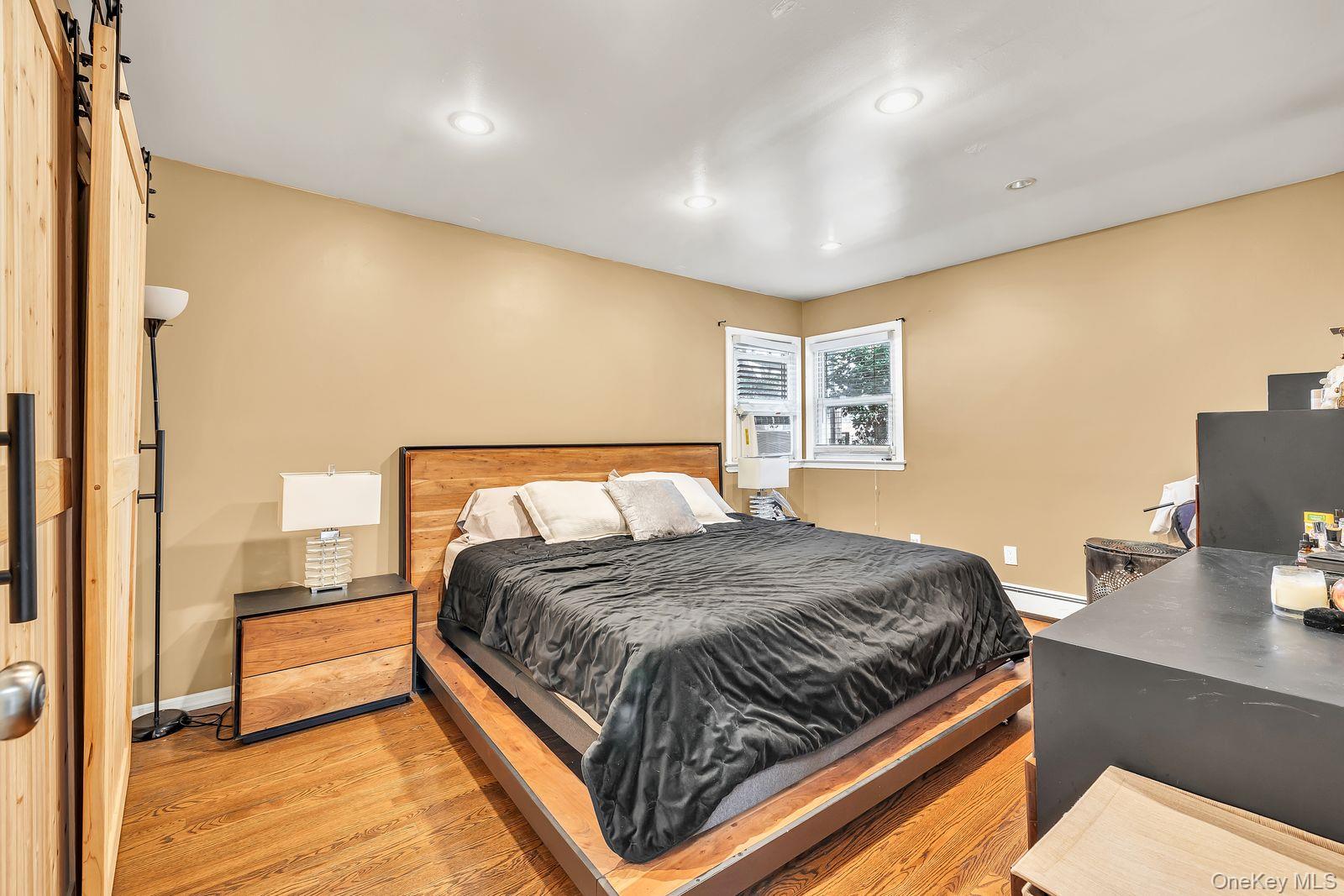 104 Broadway, Malverne, NY 11565