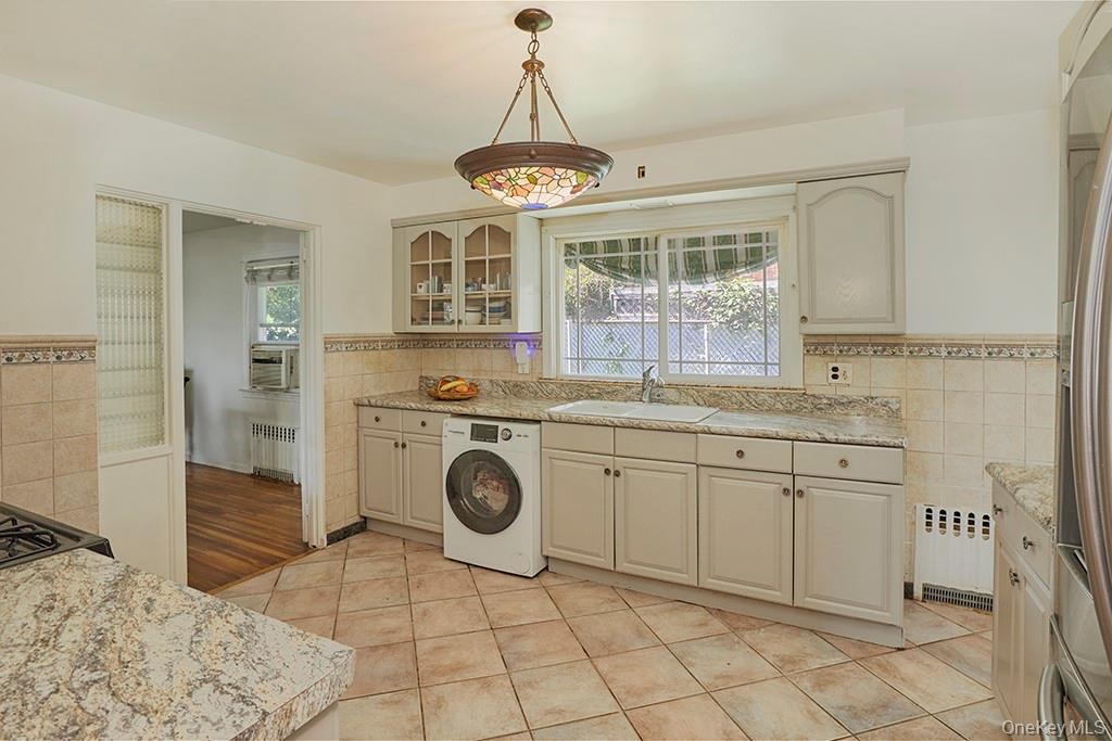 59 Bayview Place, Staten Island, NY 10304