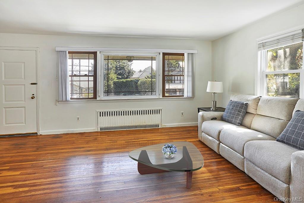 59 Bayview Place, Staten Island, NY 10304