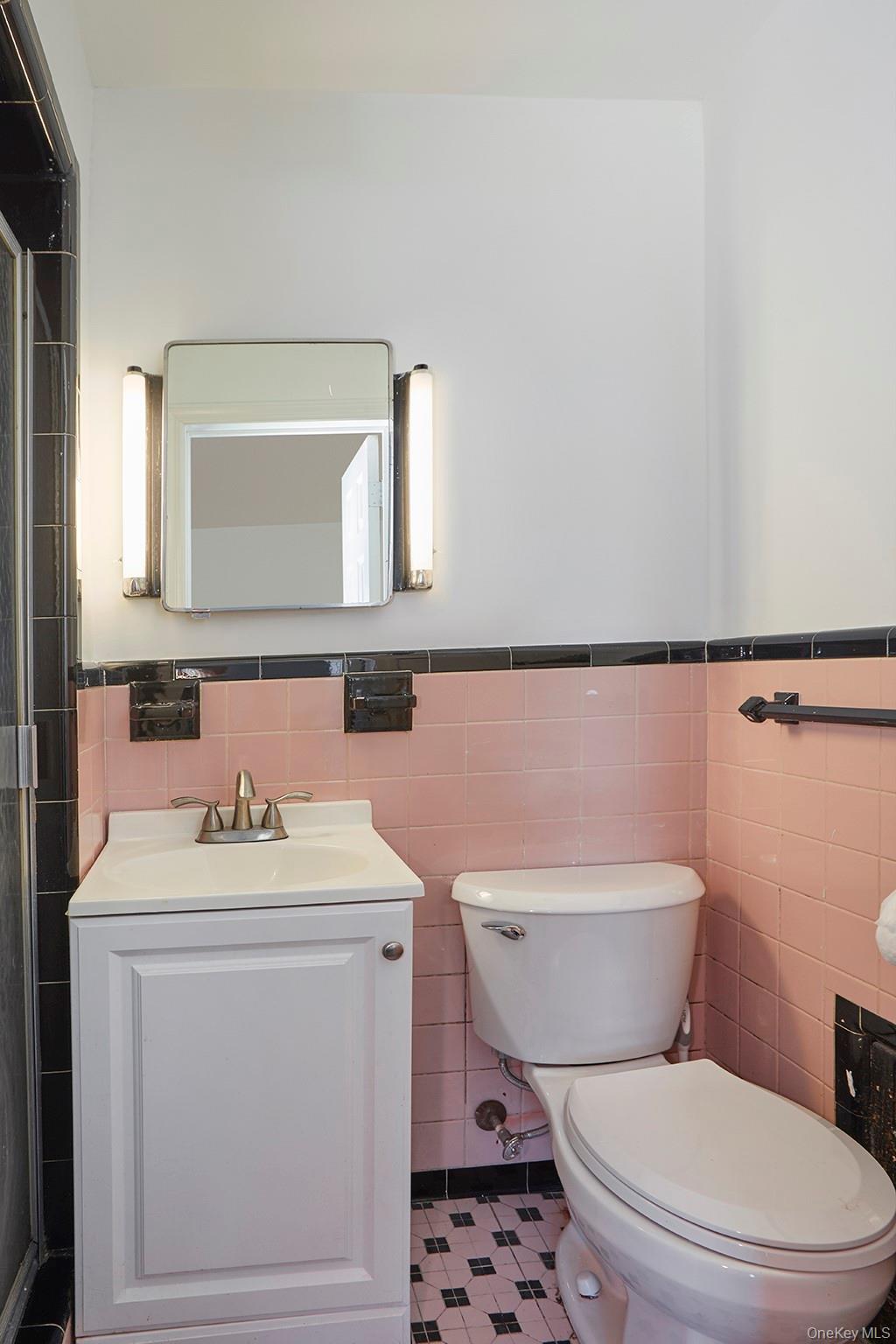 59 Bayview Place, Staten Island, NY 10304