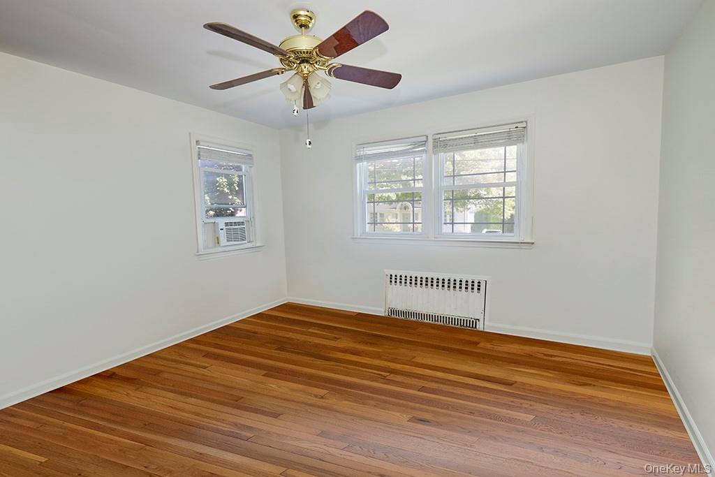 59 Bayview Place, Staten Island, NY 10304