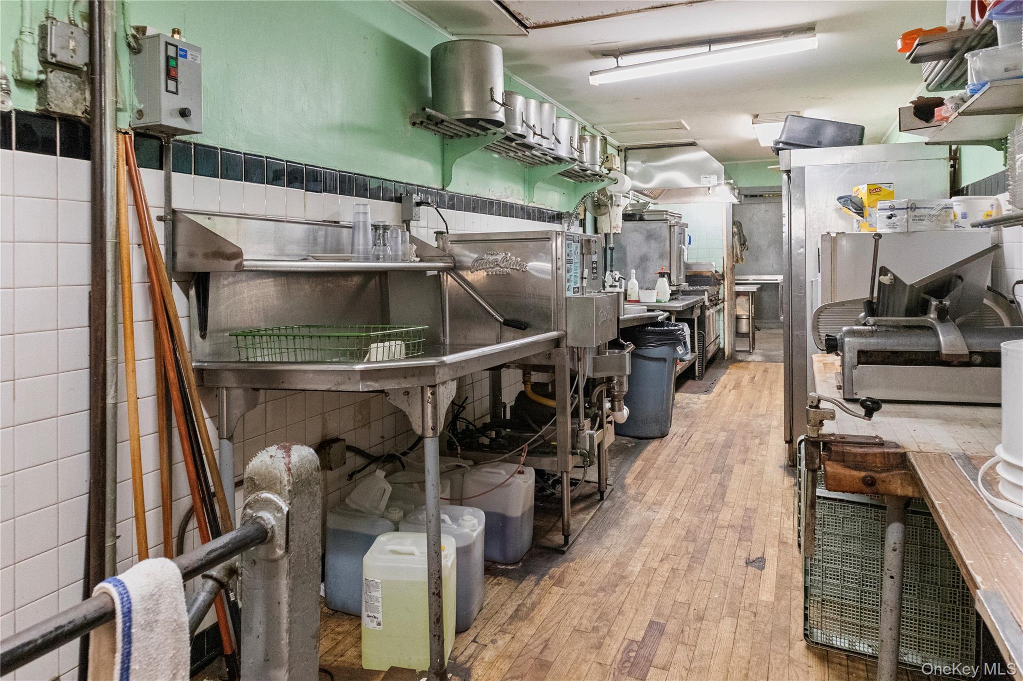 8-10 Glen Street # 8, Glen Cove, NY 11542