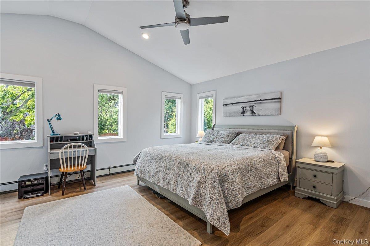 22 Howell Place, Speonk, NY 11972