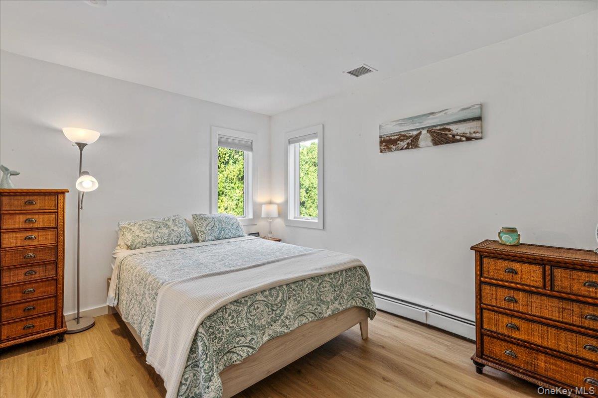 22 Howell Place, Speonk, NY 11972