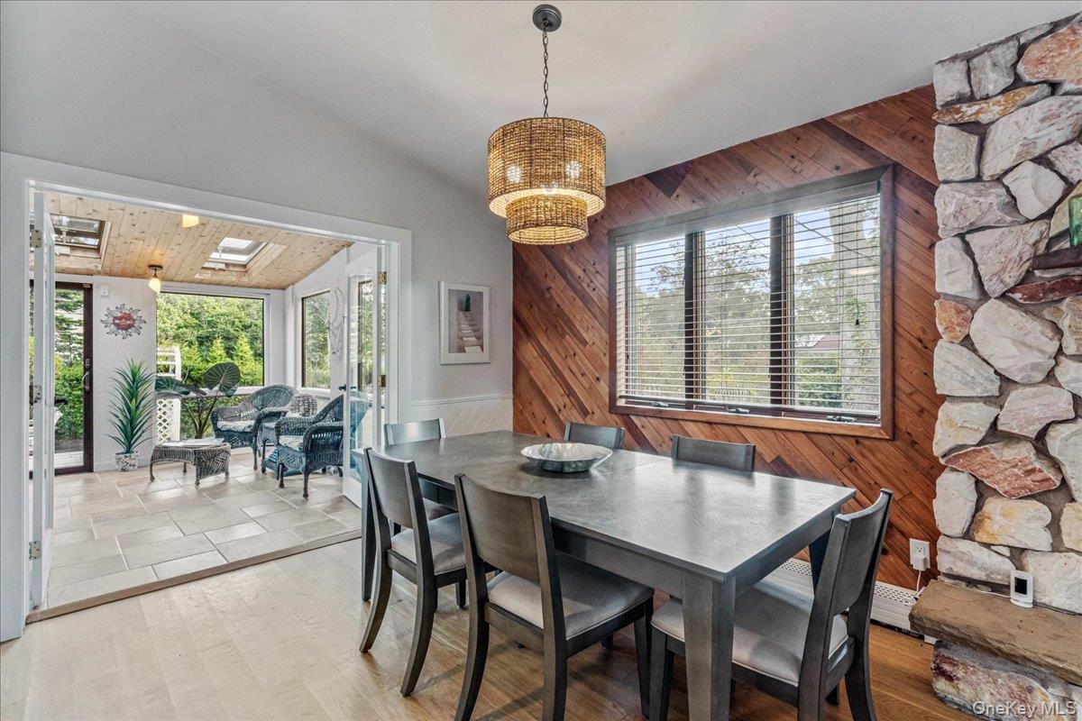 22 Howell Place, Speonk, NY 11972