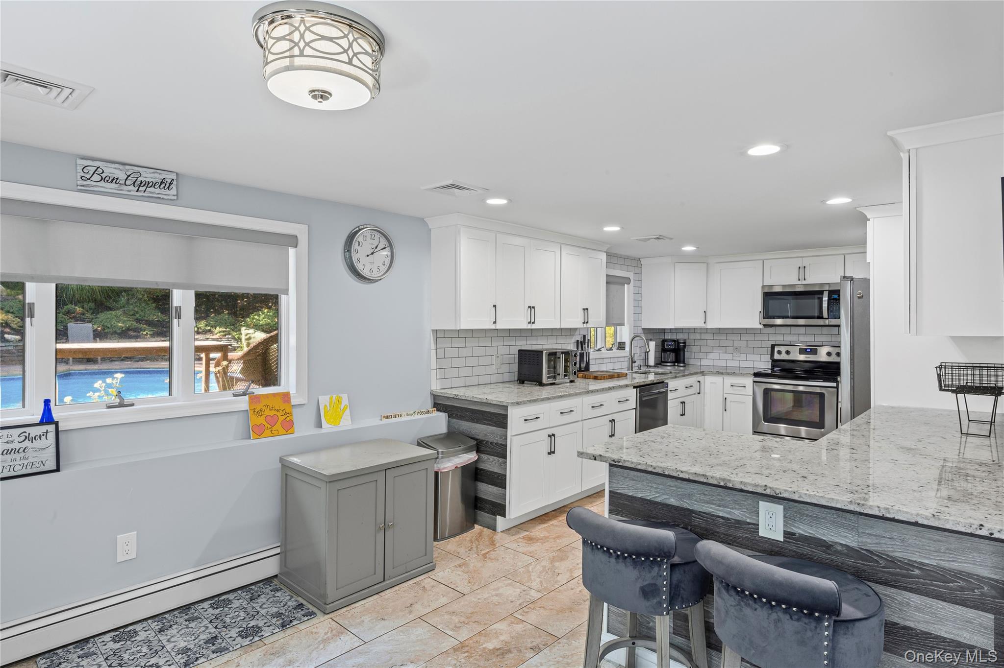 6 Edgewood Avenue, Port Jefferson, NY 11777