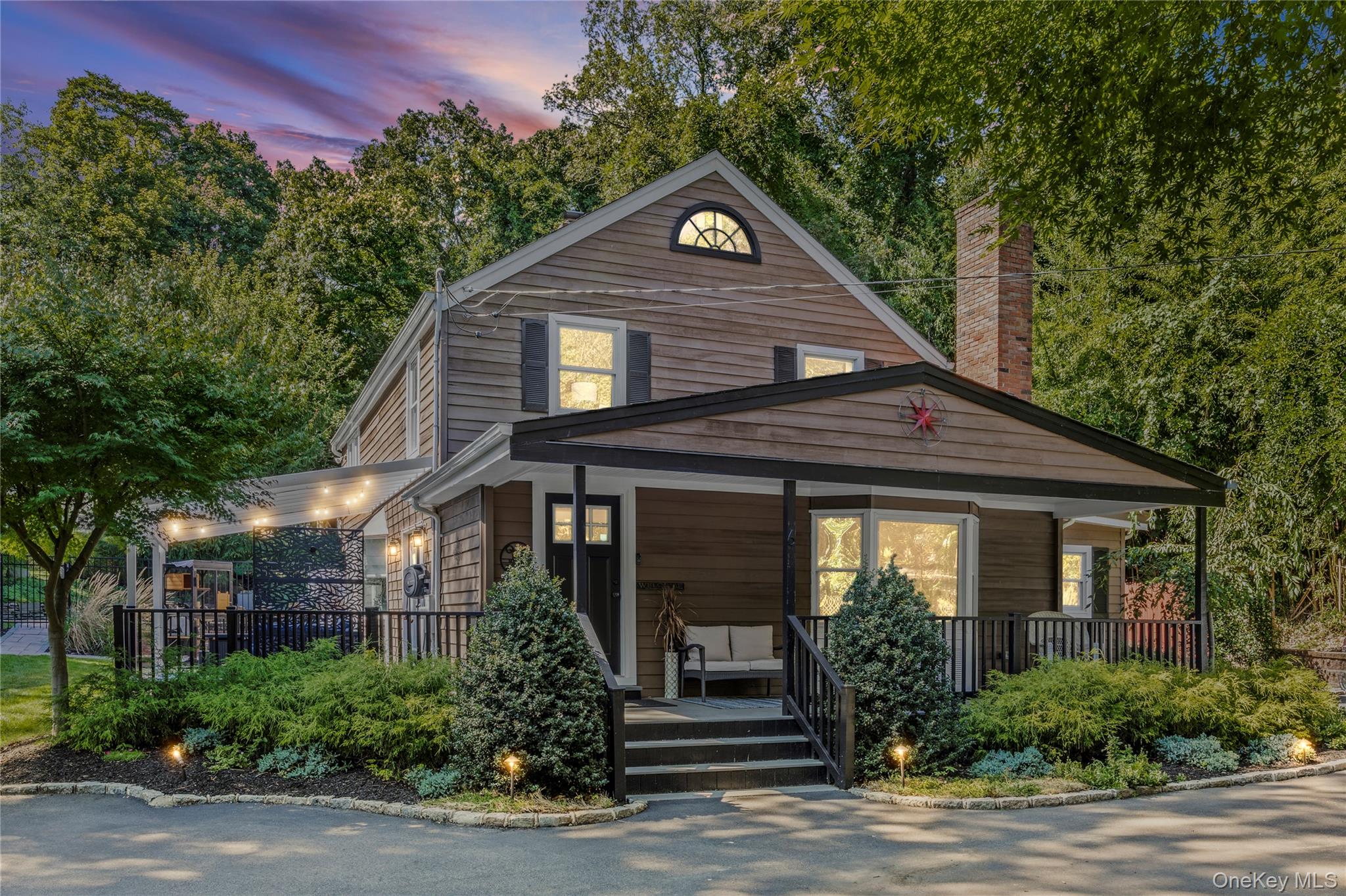 6 Edgewood Avenue, Port Jefferson, NY 11777