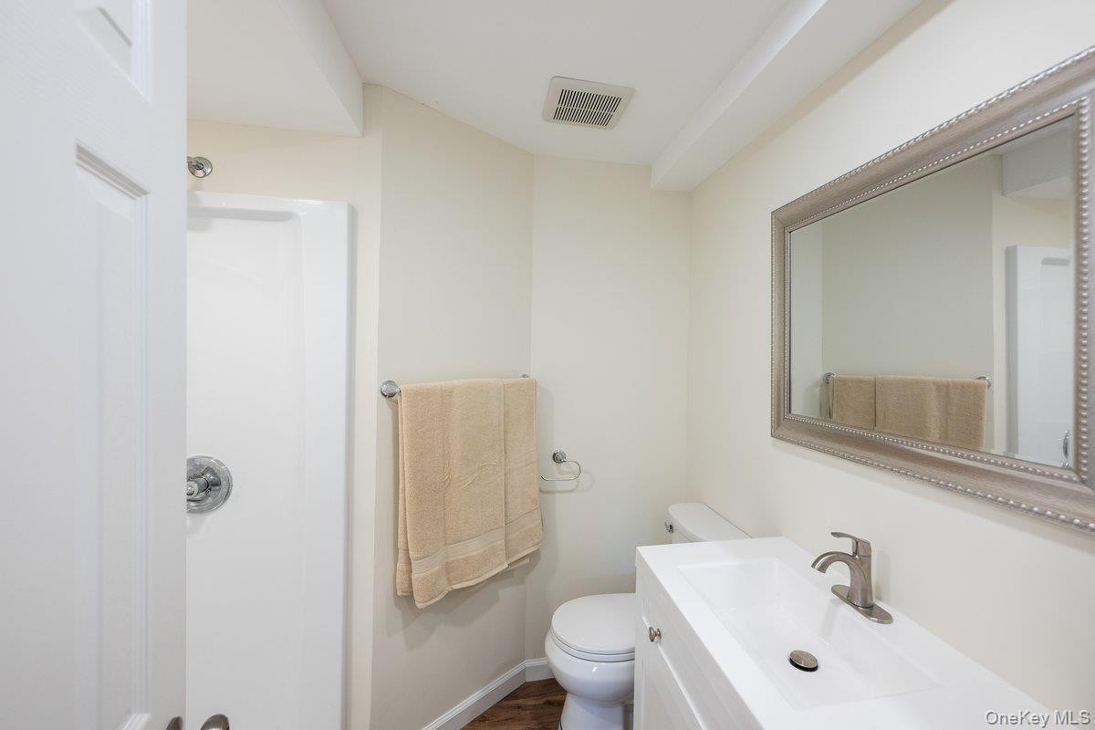 22 Brian Drive, East Islip, NY 11730