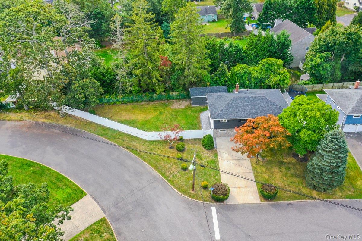 22 Brian Drive, East Islip, NY 11730