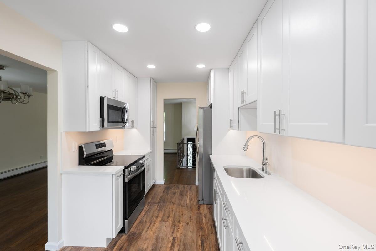 22 Brian Drive, East Islip, NY 11730