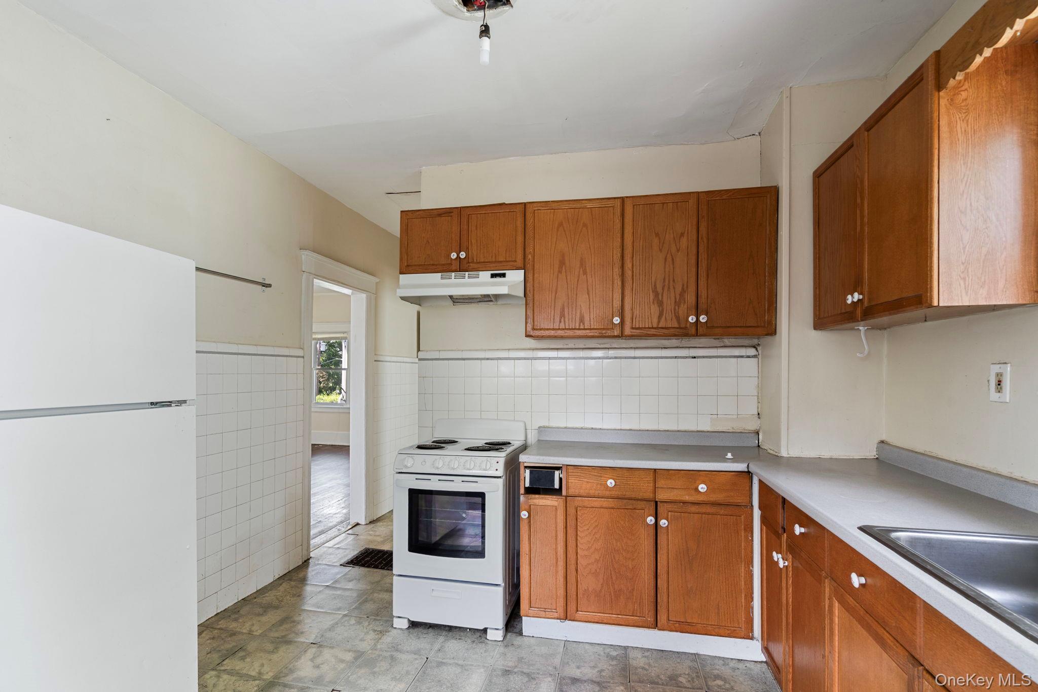 16 Eastman Terrace, Poughkeepsie, NY 12601