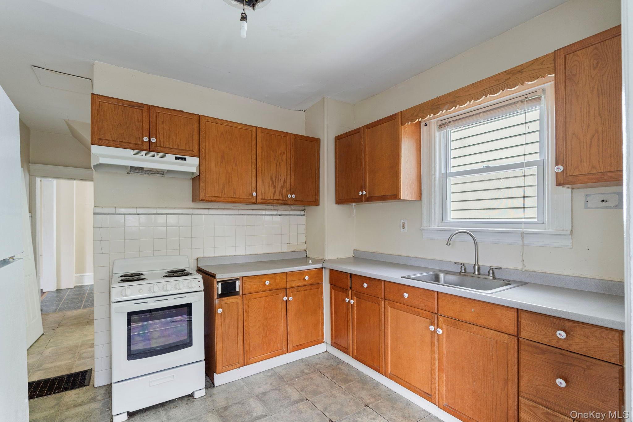 16 Eastman Terrace, Poughkeepsie, NY 12601