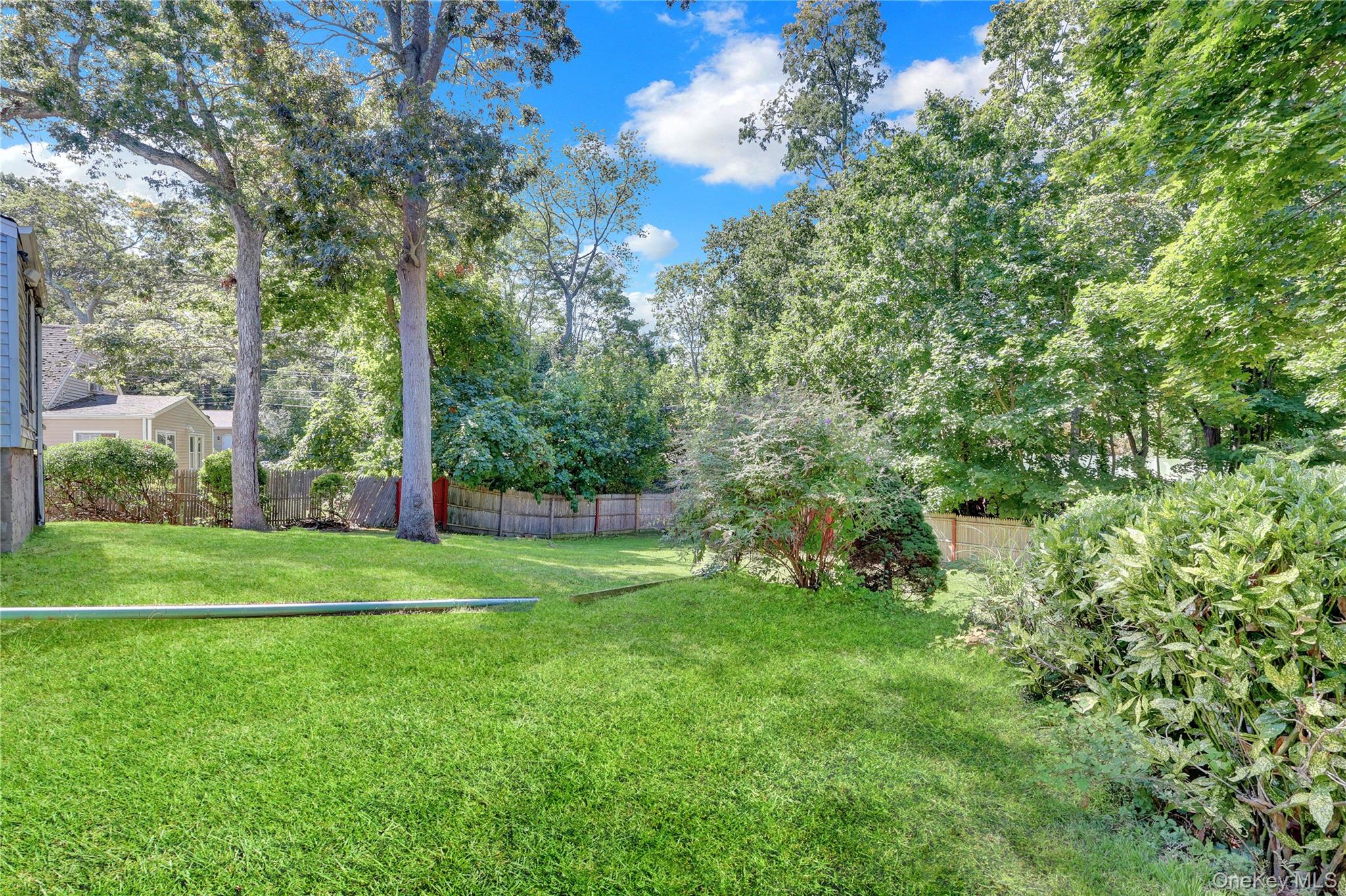 6 Palm Road, Rocky Point, NY 11778