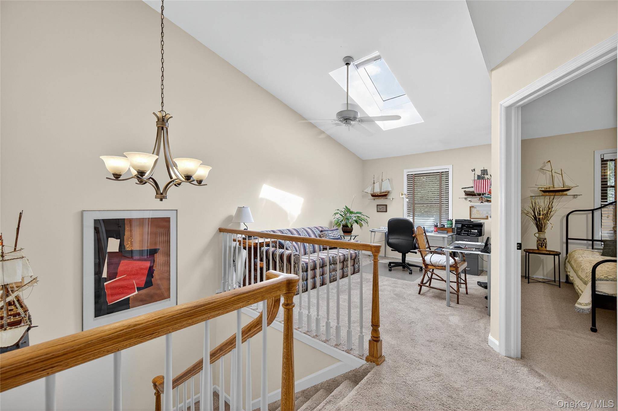 12 Hampton Way, Woodbury, NY 11797