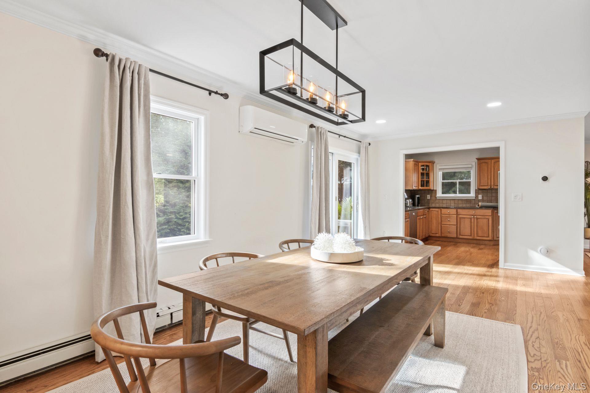 40 Quaker Path, Stony Brook, NY 11790