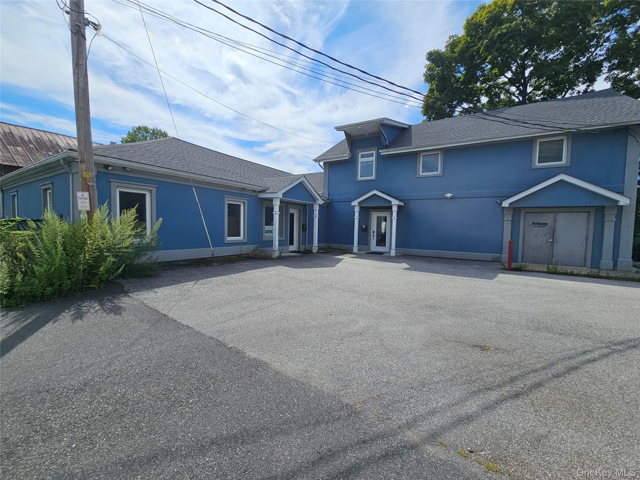 60 N Main Street, Florida, NY 10921