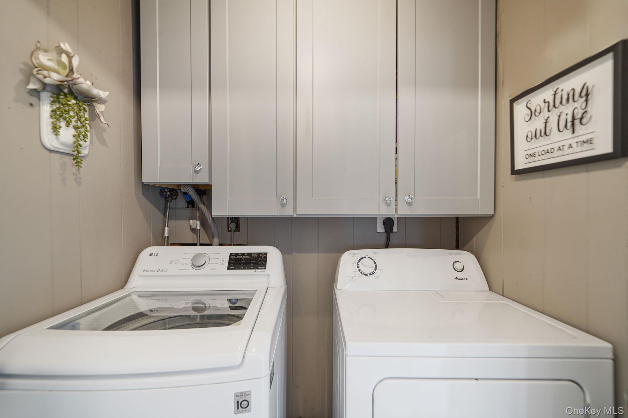 19 Madison Avenue, Deer Park, NY 11729