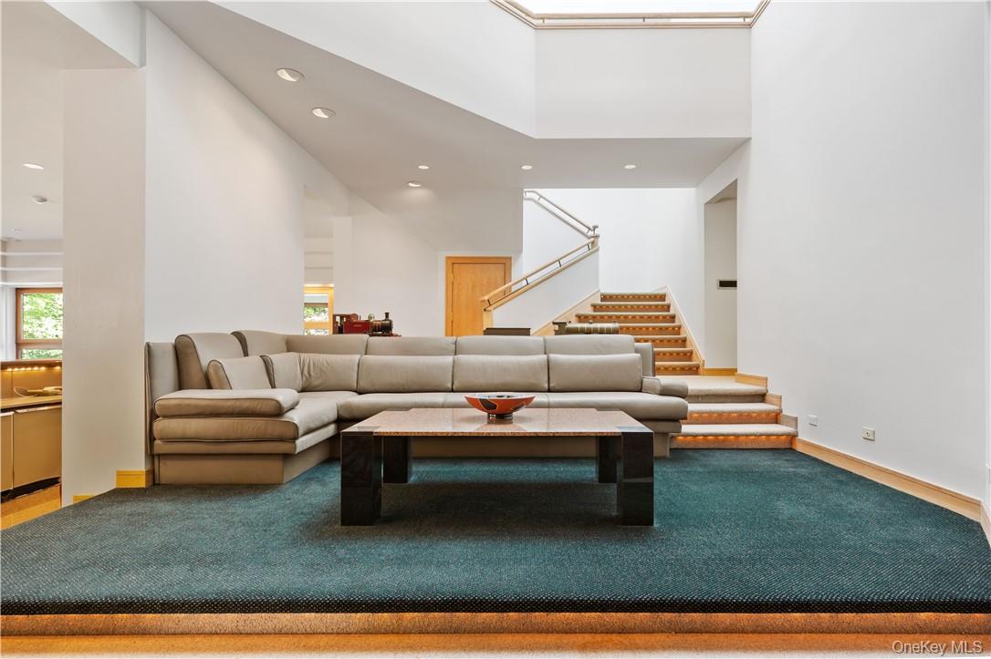 40 Polly Park Road, Rye, NY 10580