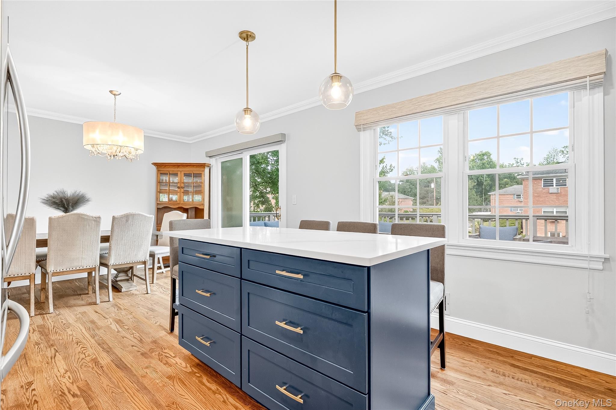 25 Meyer Oval, Pearl River, NY 10965