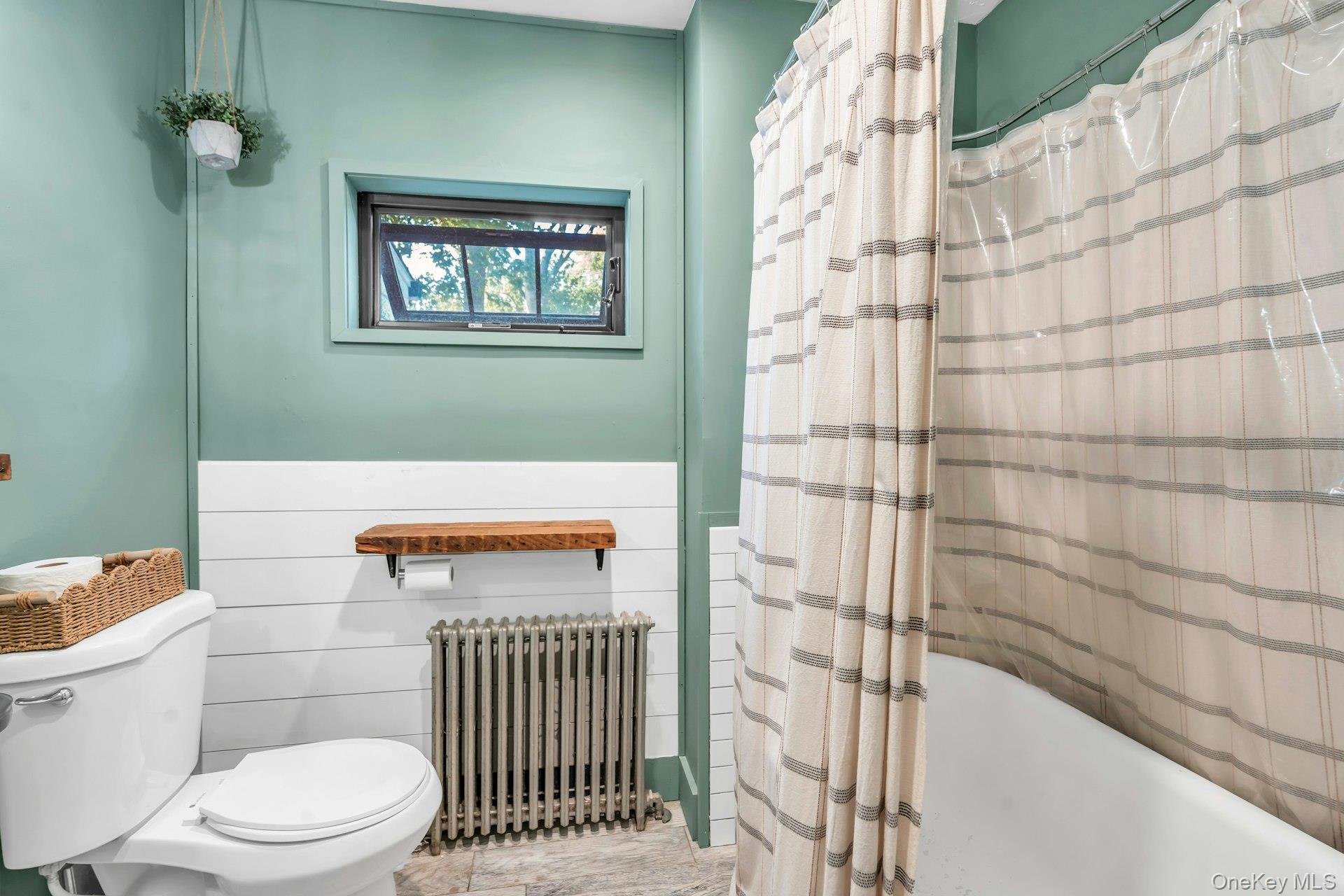 172 Lincoln Avenue, Sayville, NY 11782