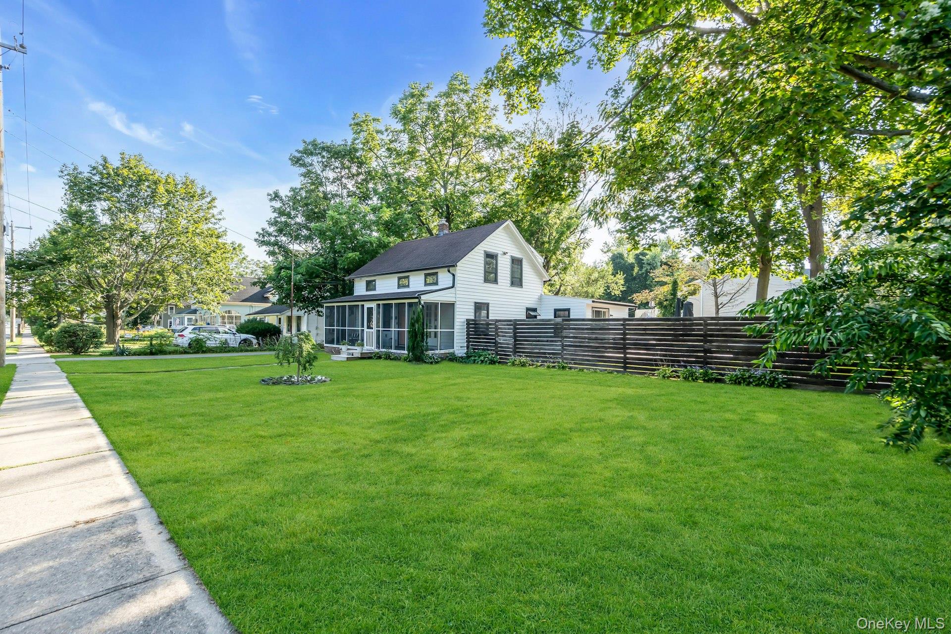 172 Lincoln Avenue, Sayville, NY 11782