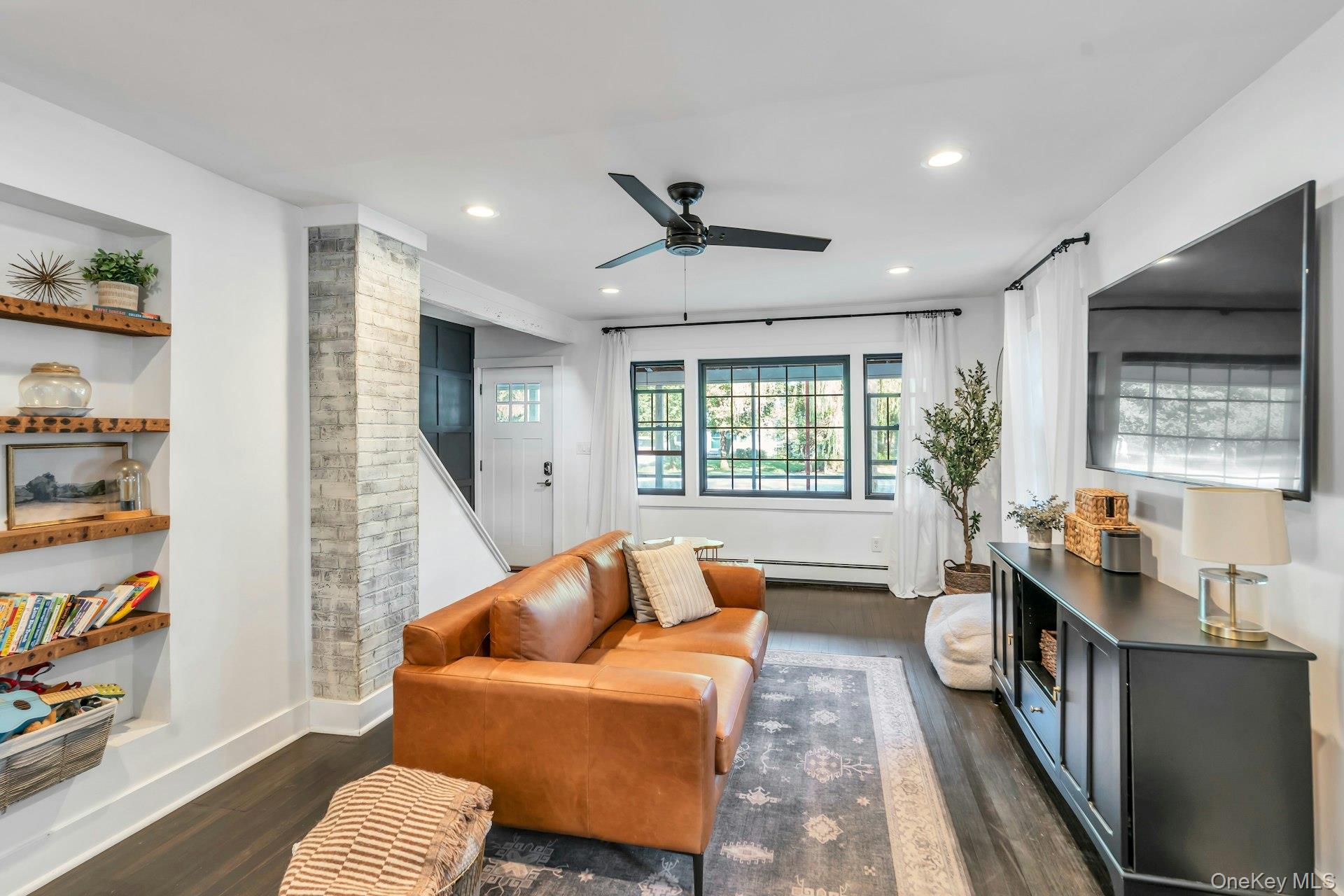 172 Lincoln Avenue, Sayville, NY 11782